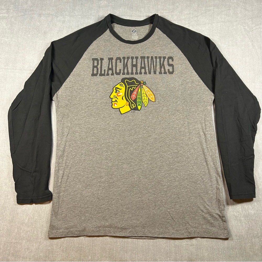 NHL Blackhawks Gray and Black Long Sleeve Shirt XL